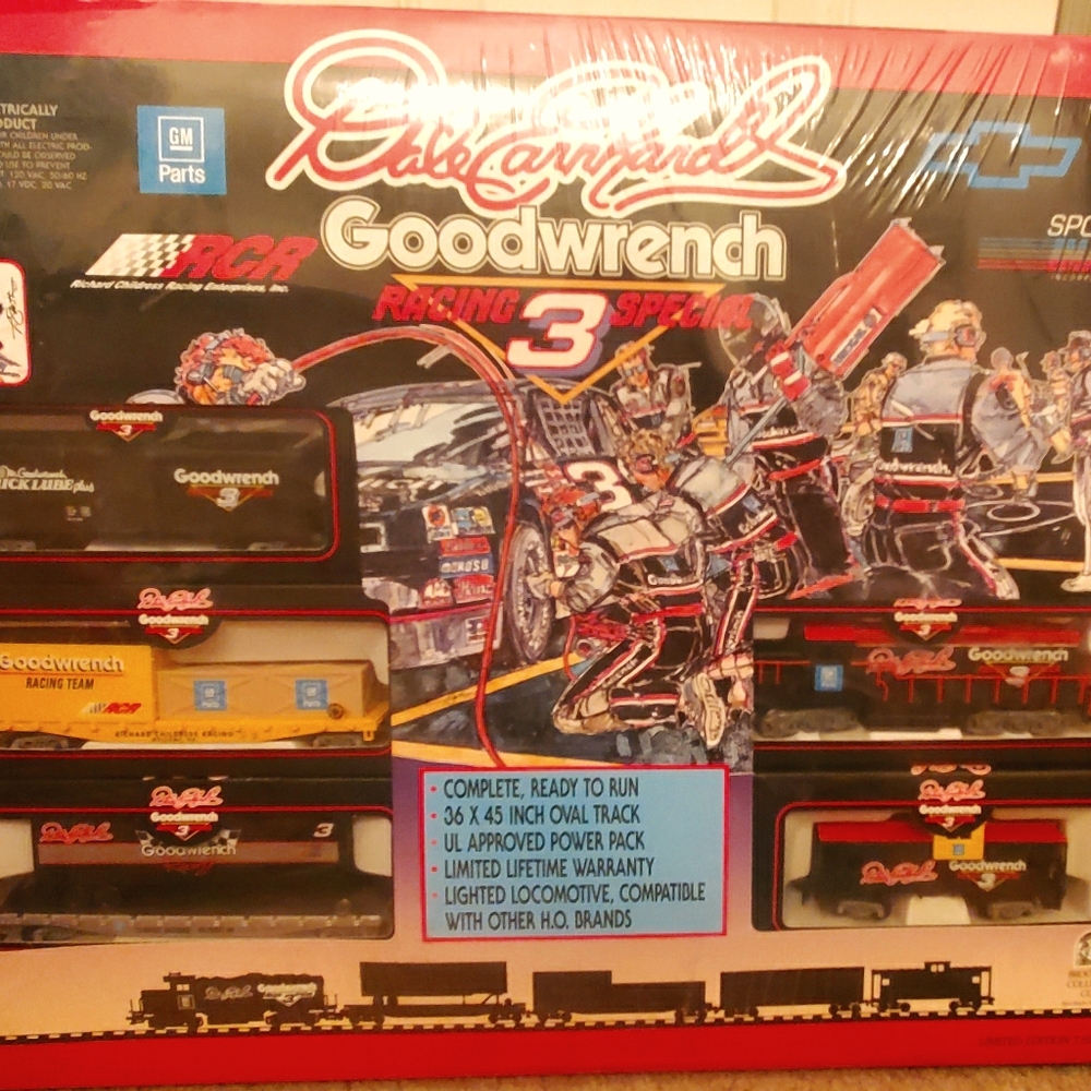 NEW Dale Earnhardt Train Set